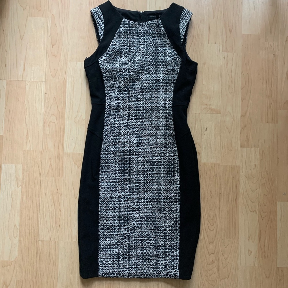 Elegant Black and Gray Sleeveless Dress